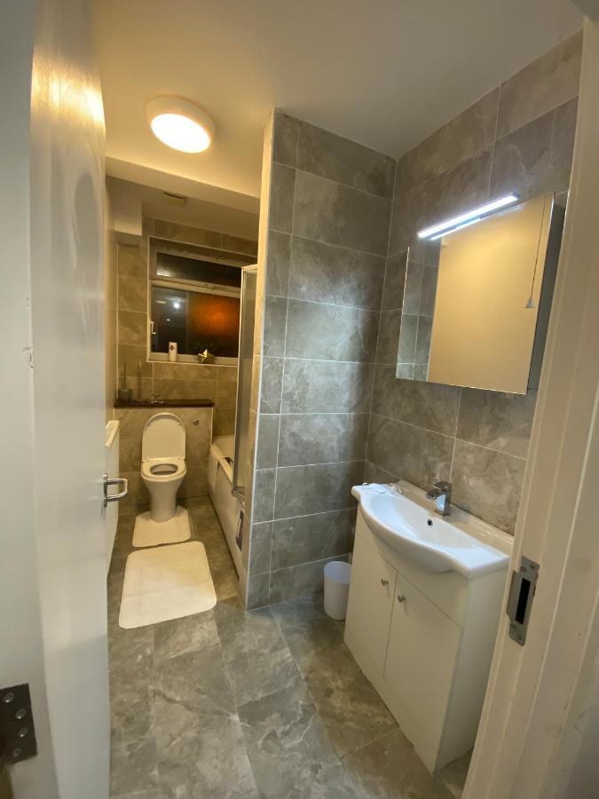 Lovely 2bed In Location Appartement
