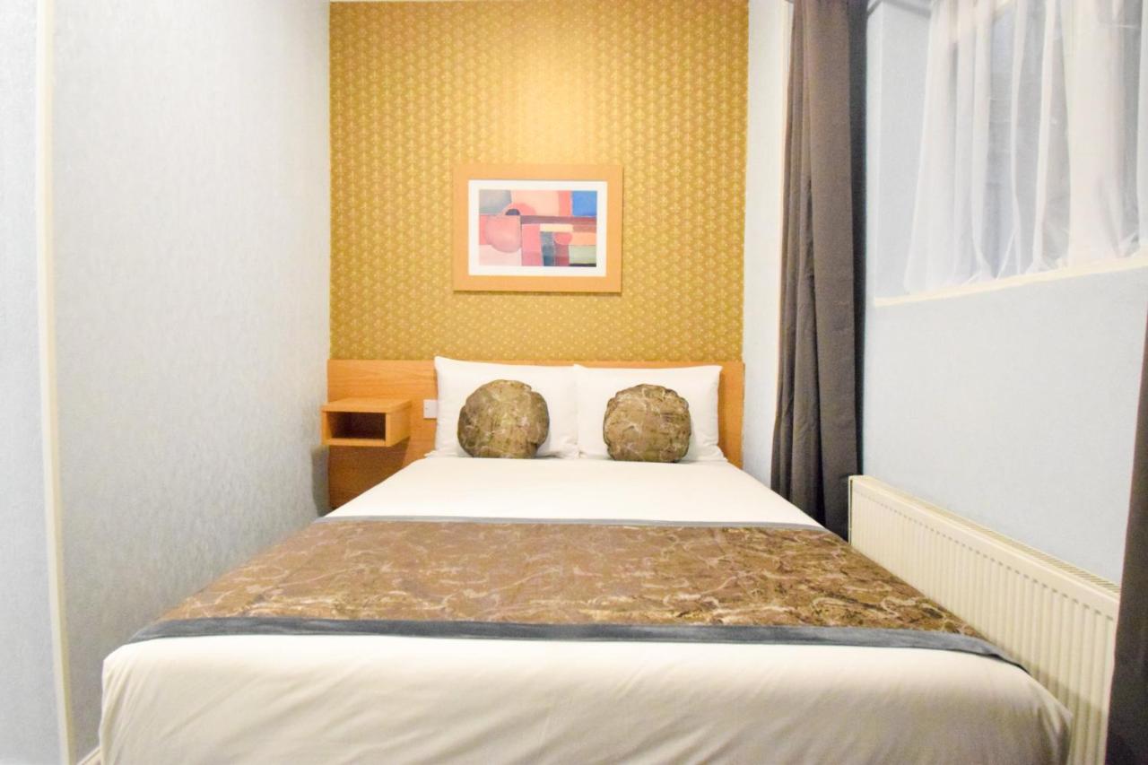 Hotell Pembridge Palace 3*