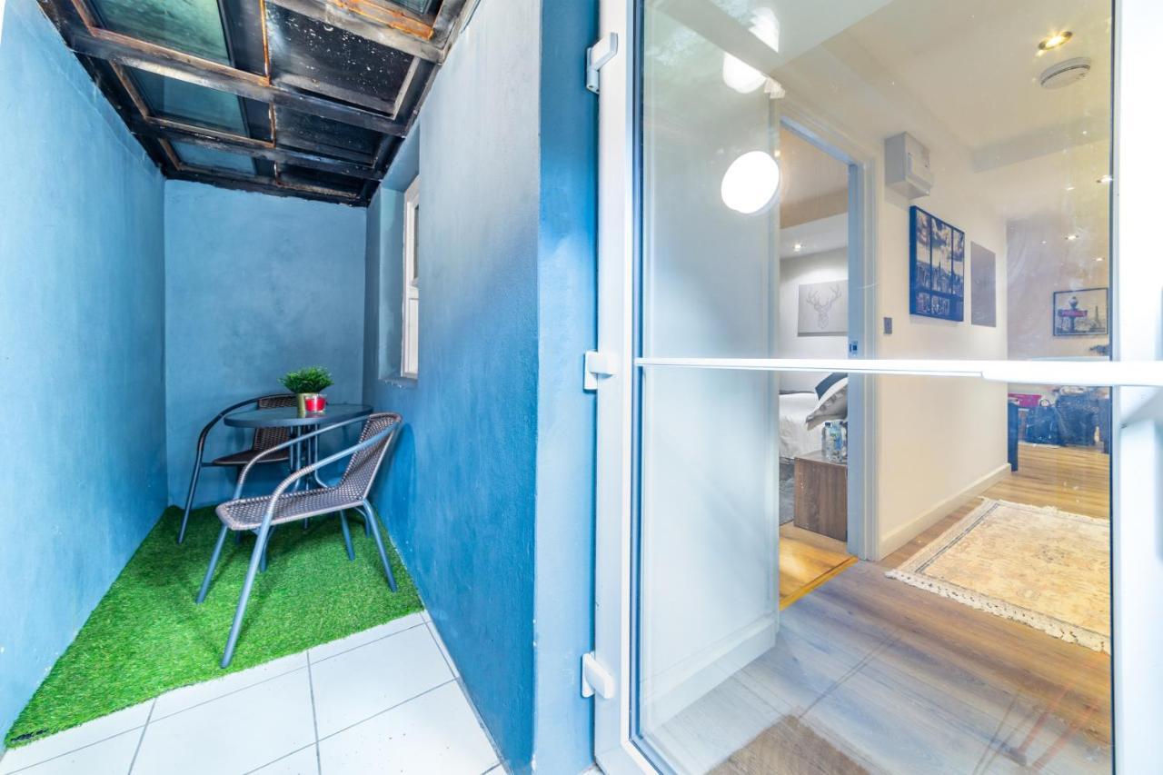Hurdwick Place Luxury Apartment London