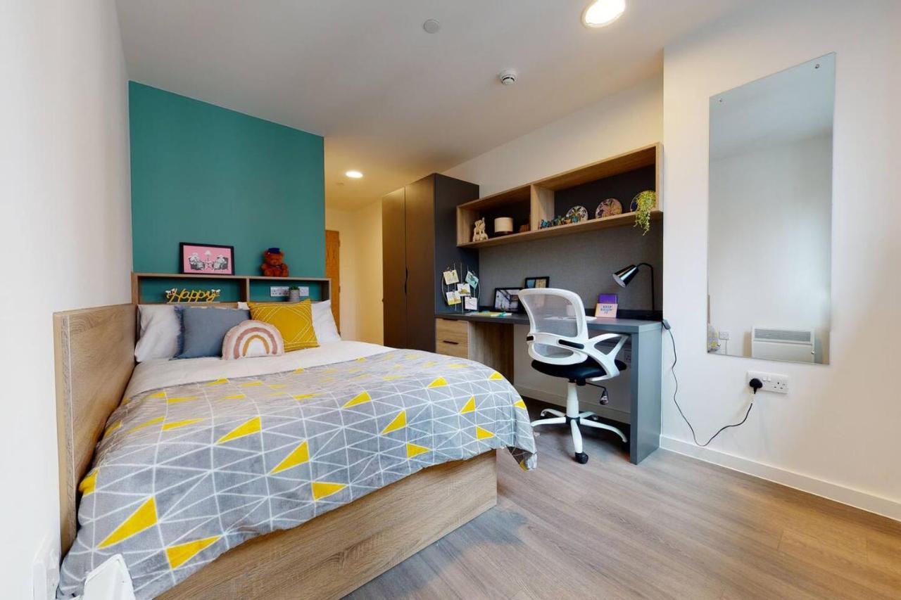 Studios And Cozy Ensuites With Shared Kitchen At Canvas Wembley Apartments * London