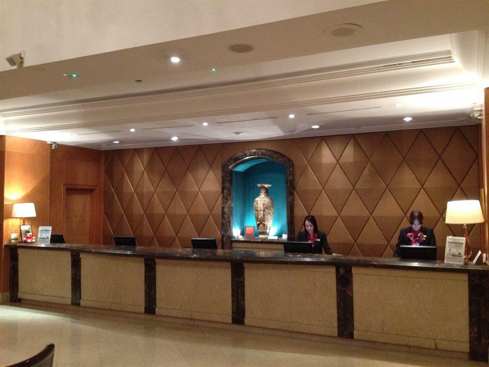 Millennium And Conference Centre Gloucester Hotel London