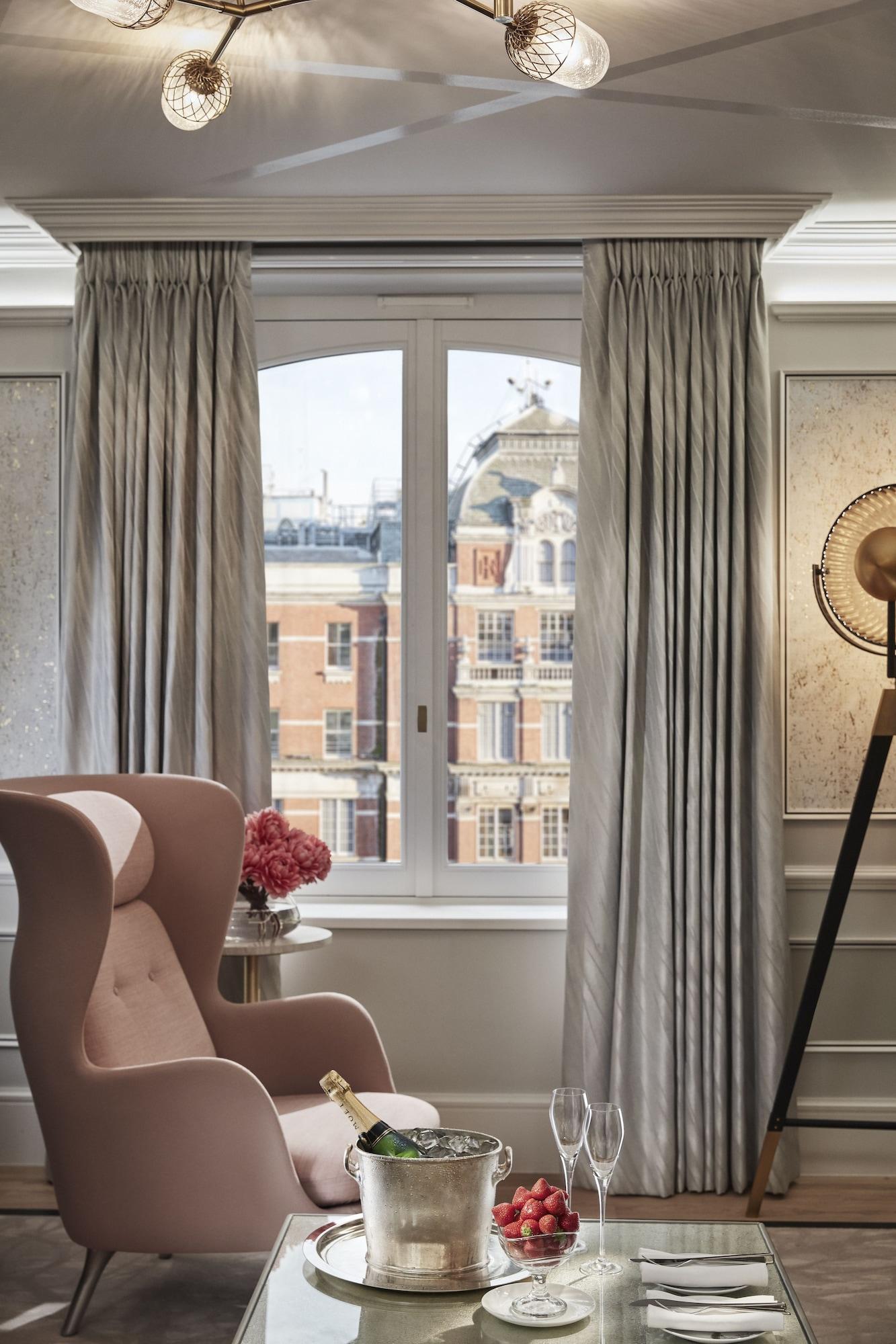Mandarin Oriental Hyde Park, Hotel 5*