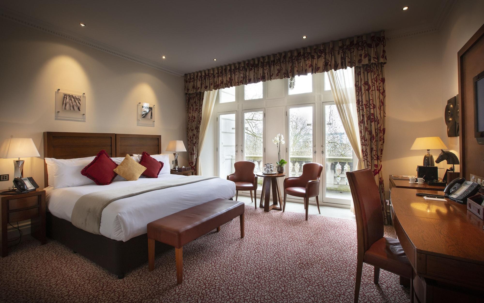The Royal Horseguards Hotel, Hotell 4*