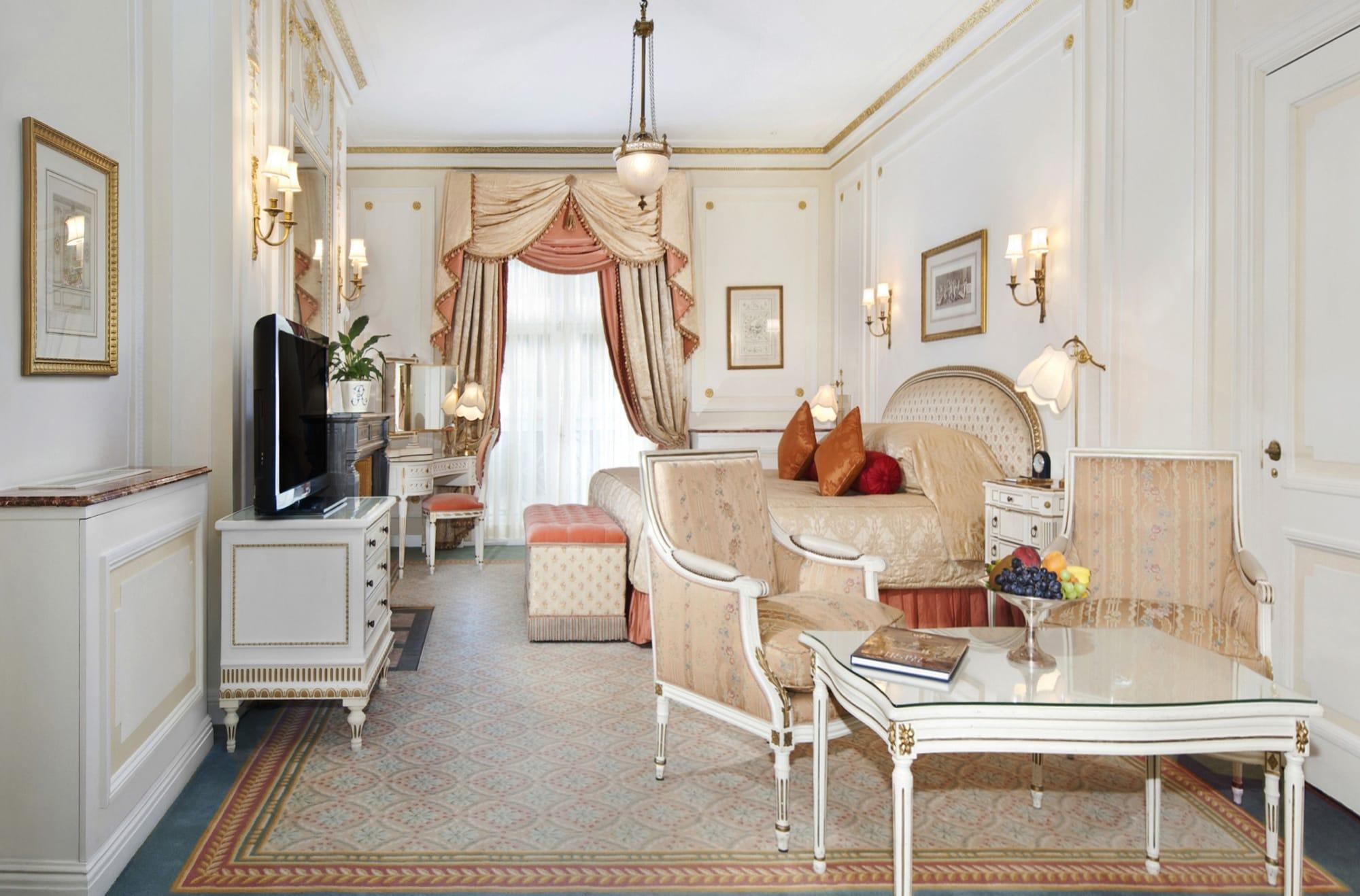 The Ritz Hotel 5*