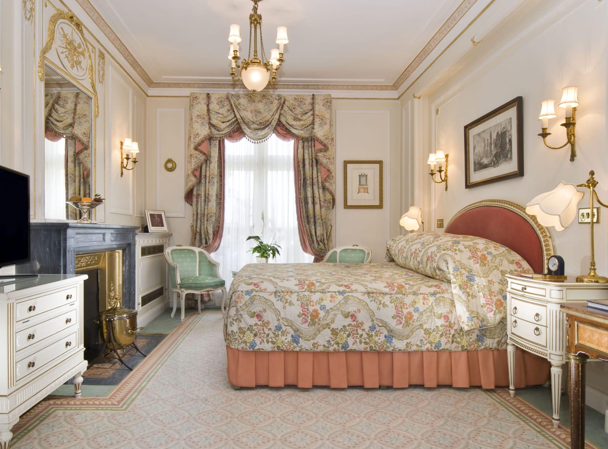 The Ritz 5*