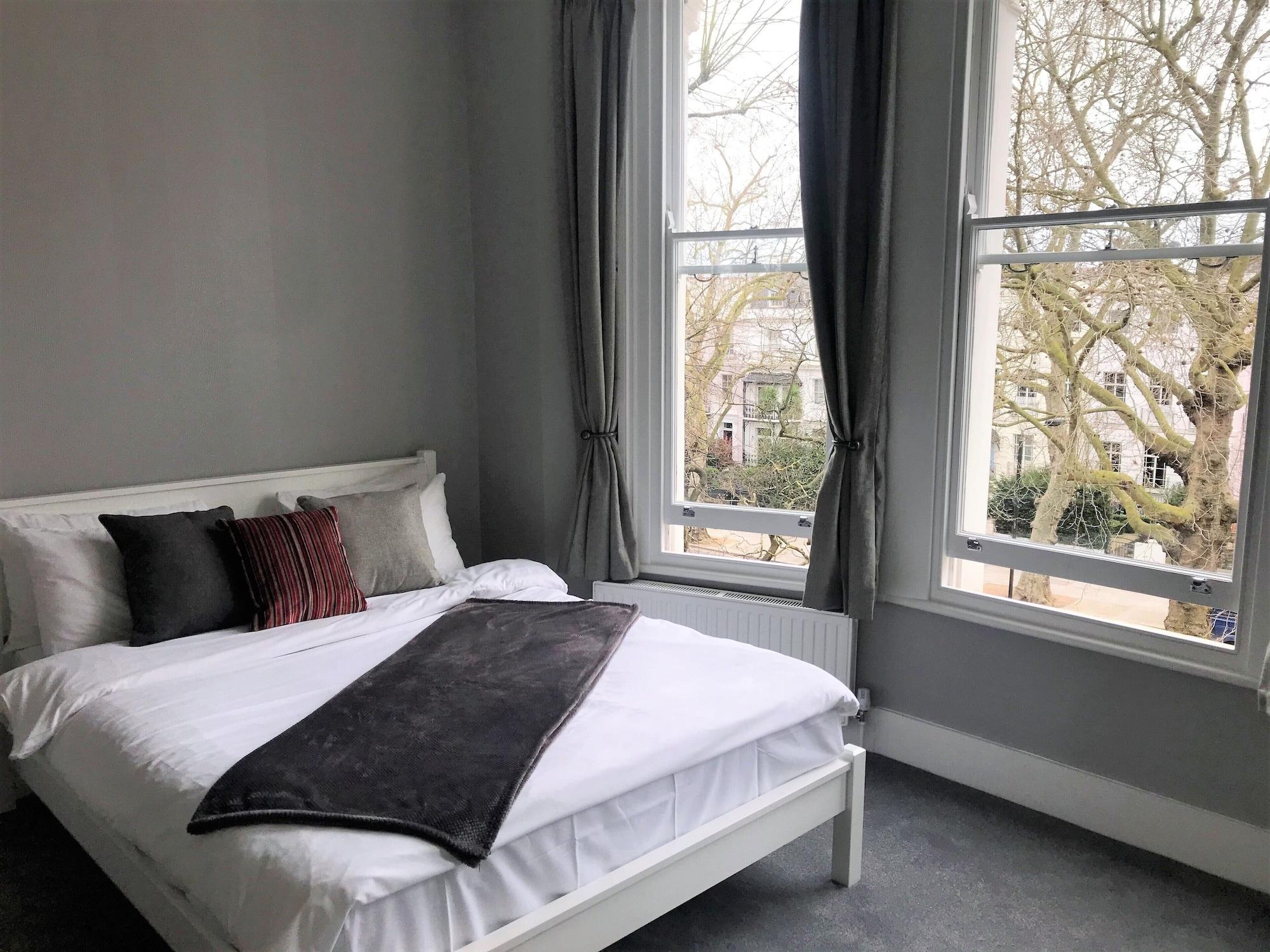Ravna Gora Hotel Londen