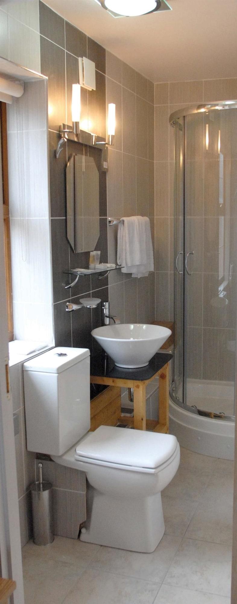 Western Ilford 3*
