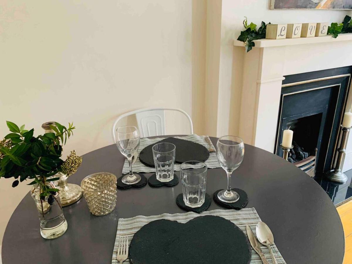 Apartment Luxury Fulham Flat With 5* Touches Nr River Thames