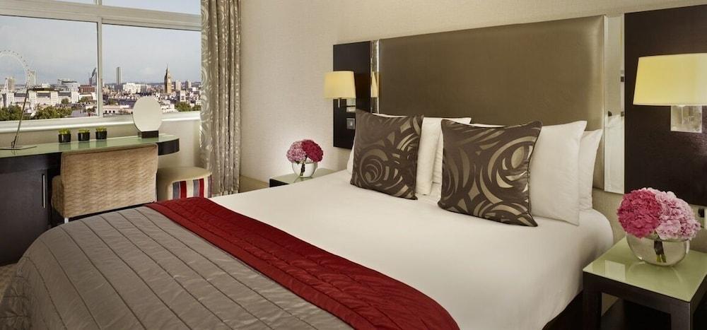 The Cavendish 4*