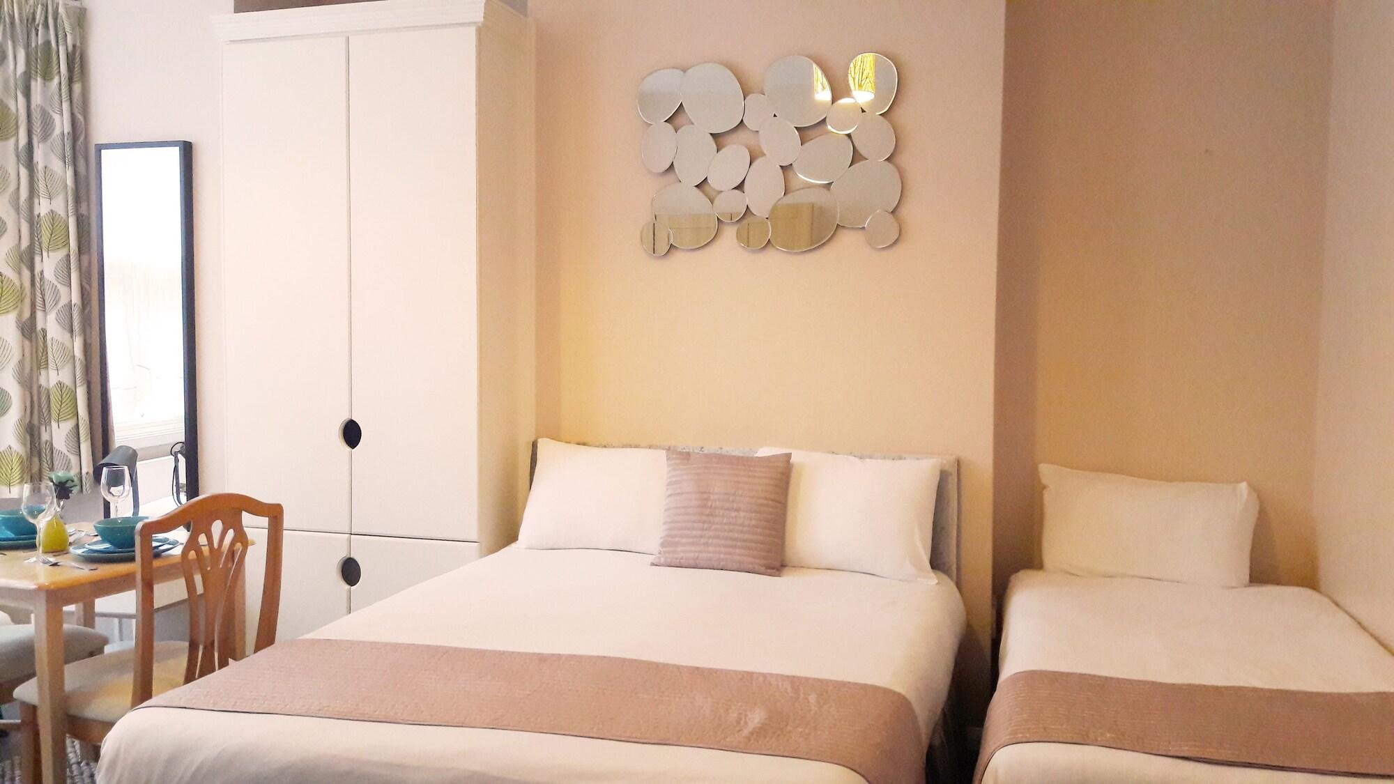Hotel United And London