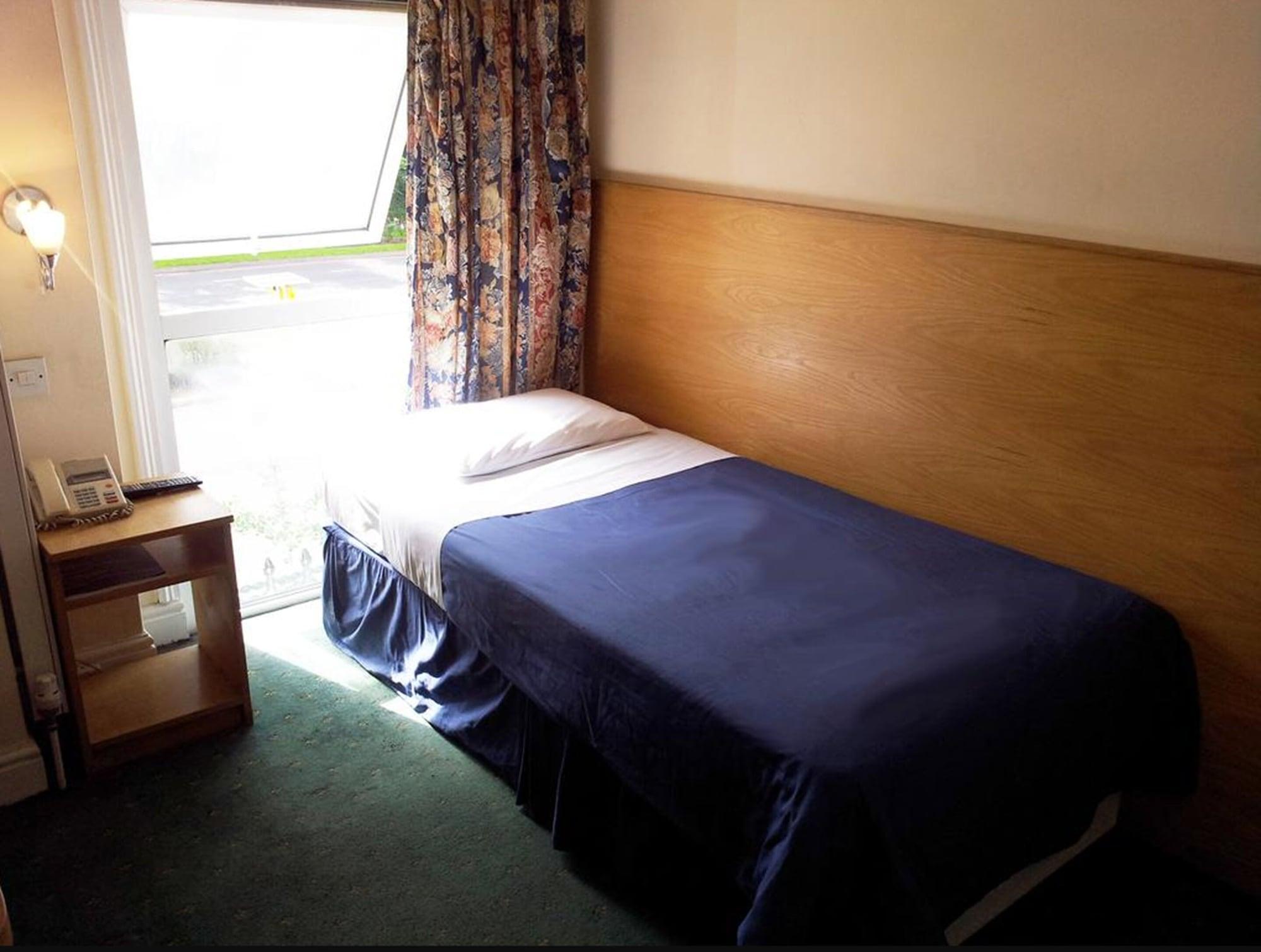 West Cromwell Hotell