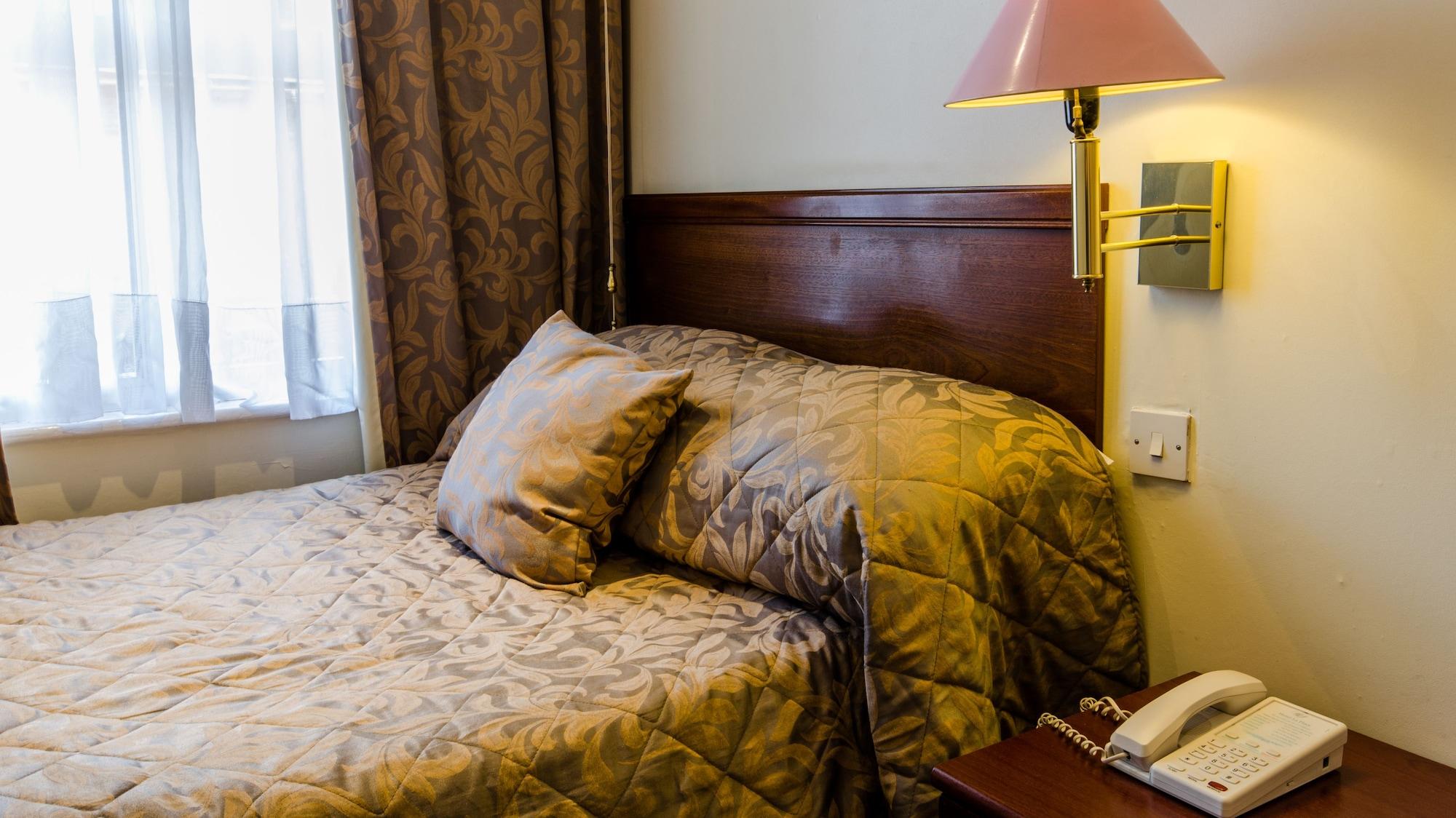 Hotel La Place 4*