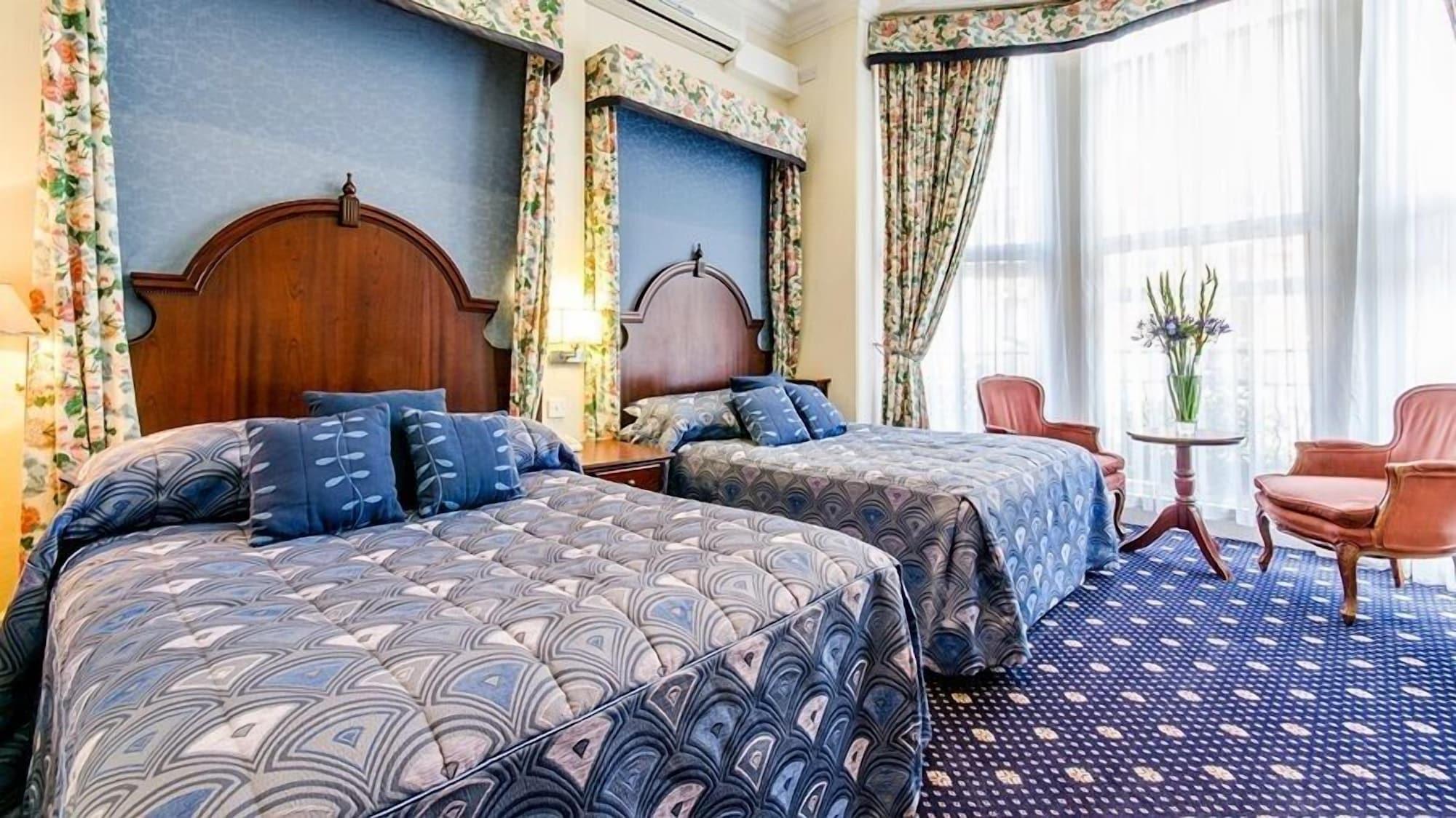 Hotel La Place 4*