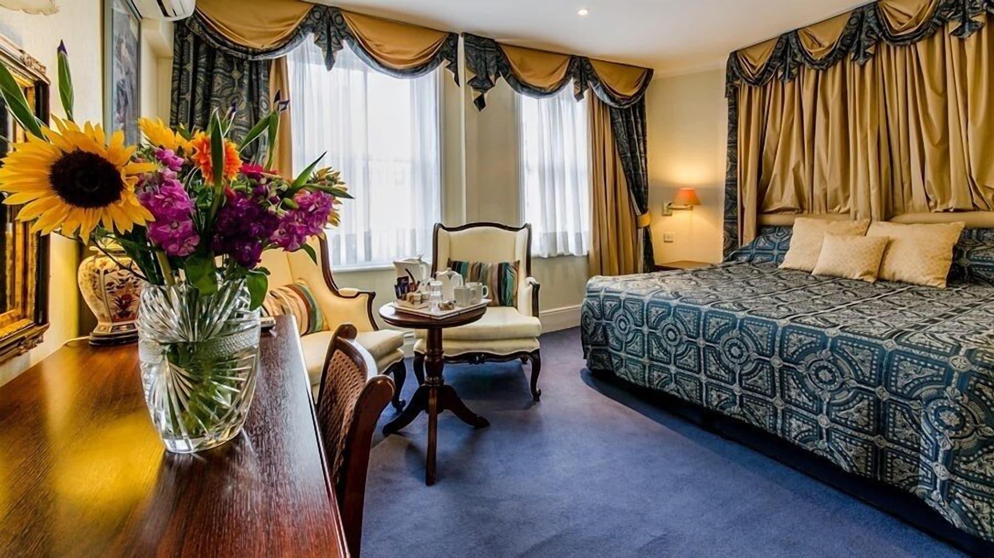 La Place Hotel 4*
