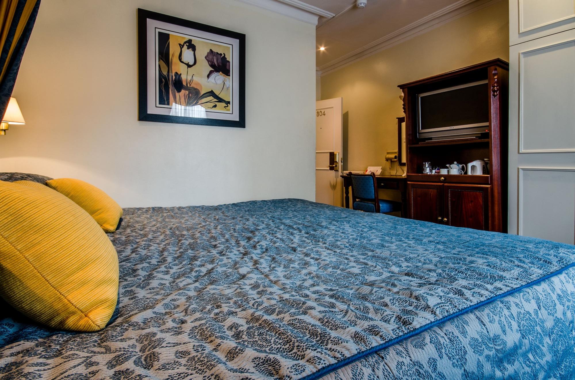 La Place 4* London