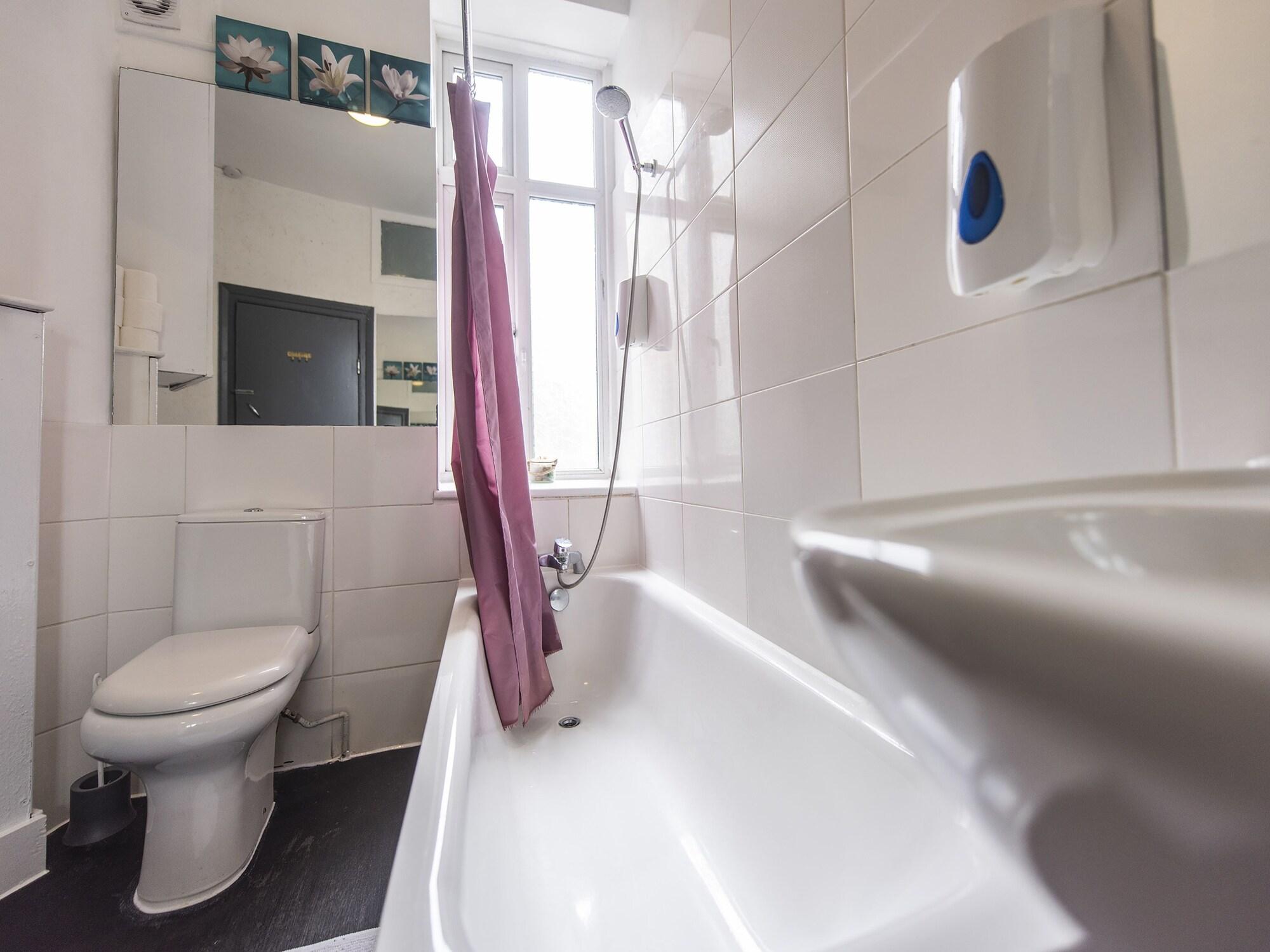 Camden Bed & Breakfast 3*