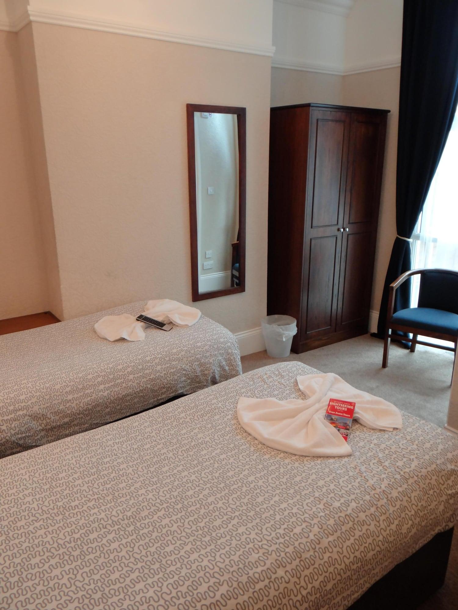 Guest house Charlotte London