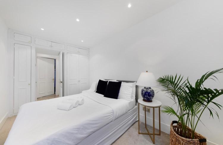 Central Kensington Apartment Lägenhet London