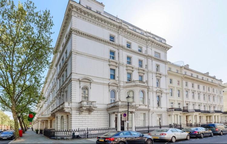 Central Kensington Apartment Lägenhet London