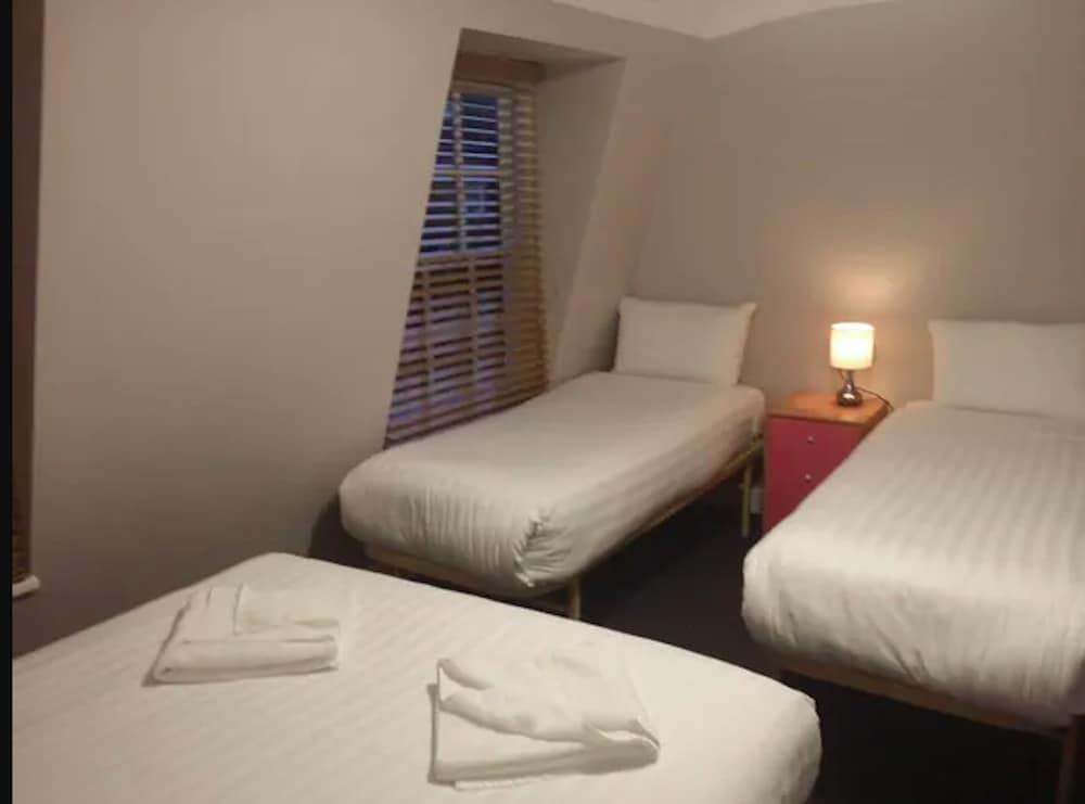 Hotel Princess - St Pancras Group 2*