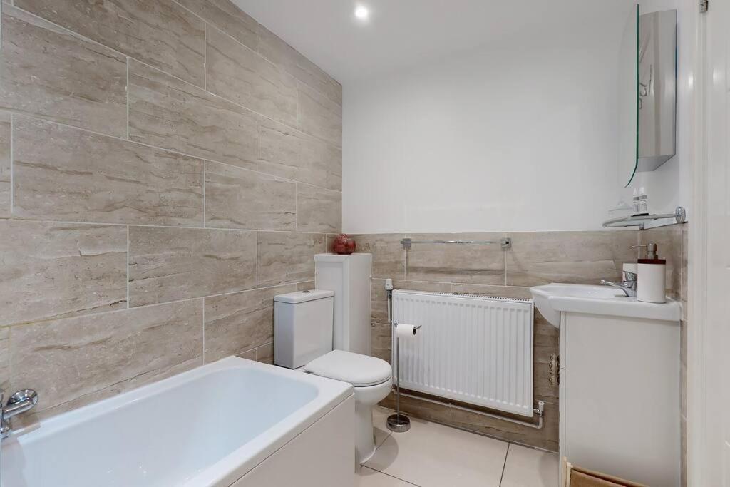 Appartamento Lovely 2 Bedroom Near Highgate Station