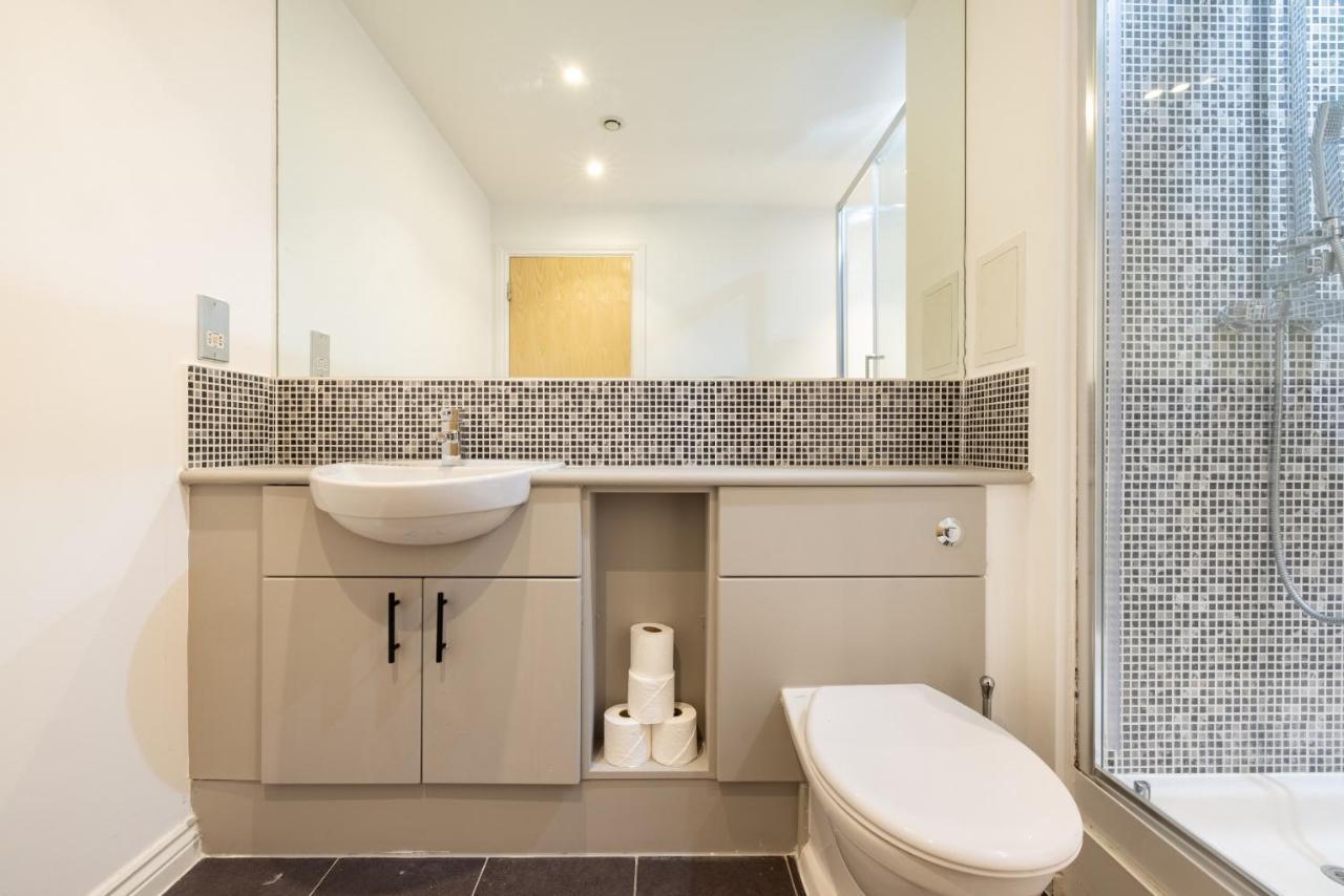 The Nine Elms Lane Arms - Stunning & Bright 2bdr Flat * Londen