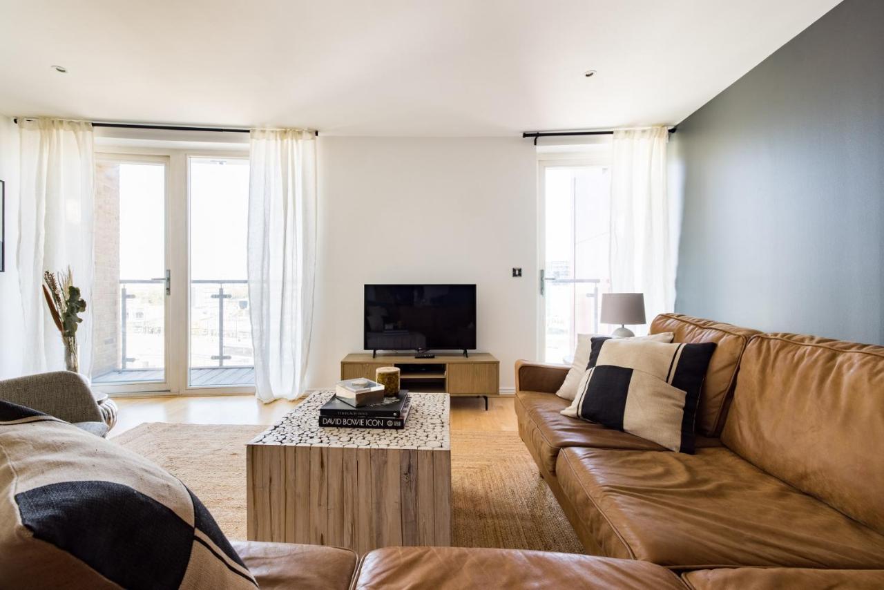 The Nine Elms Lane Arms - Stunning & Bright 2bdr Flat * Londen