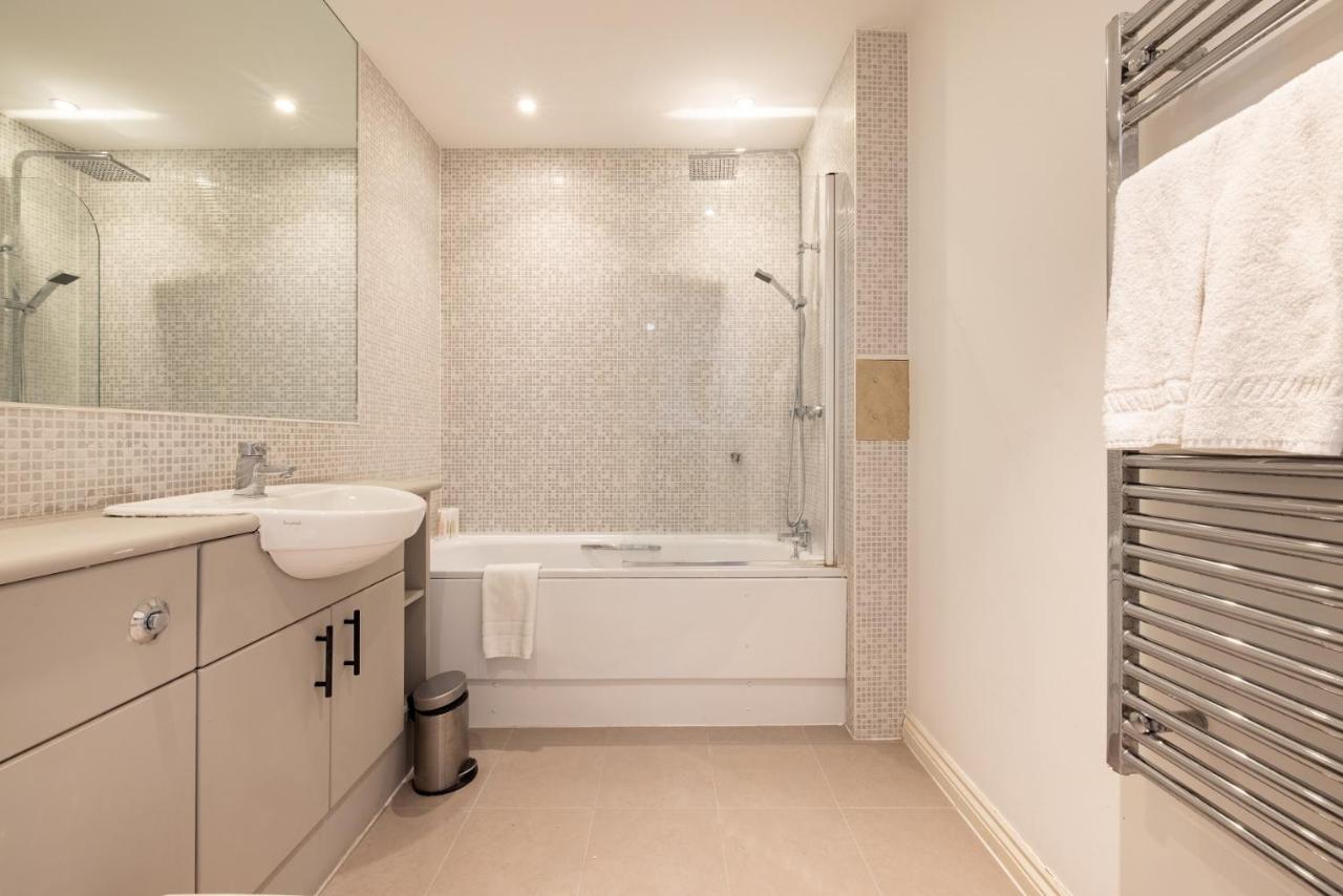 The Nine Elms Lane Arms - Stunning & Bright 2bdr Flat * Londen