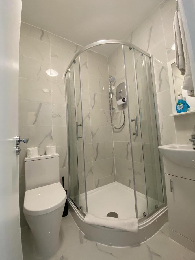 Comfortable - Cosy - Budget In Center Gjestgiverier