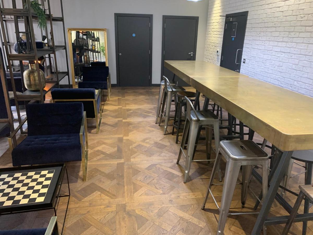 Leilighet Beautiful 2-Bed Apartment In London London