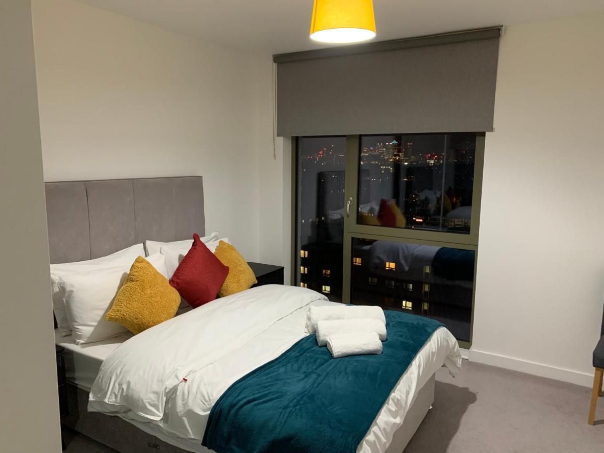 Beautiful 2-Bed Apartment In London Leilighet *