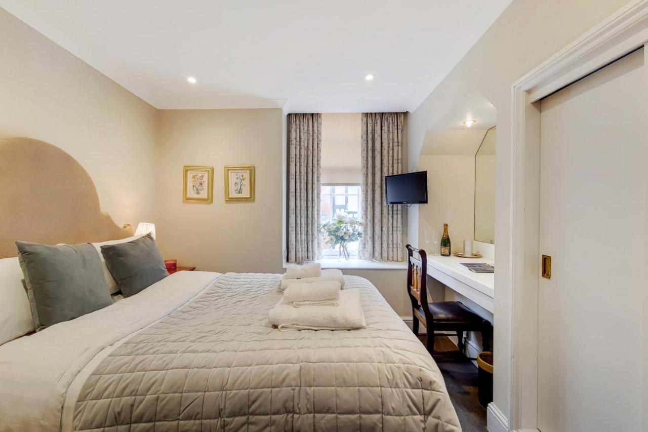 Hotel Knightsbridge Roof Garden 3*