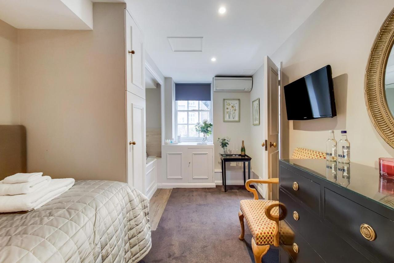 Knightsbridge Roof Garden 3* London