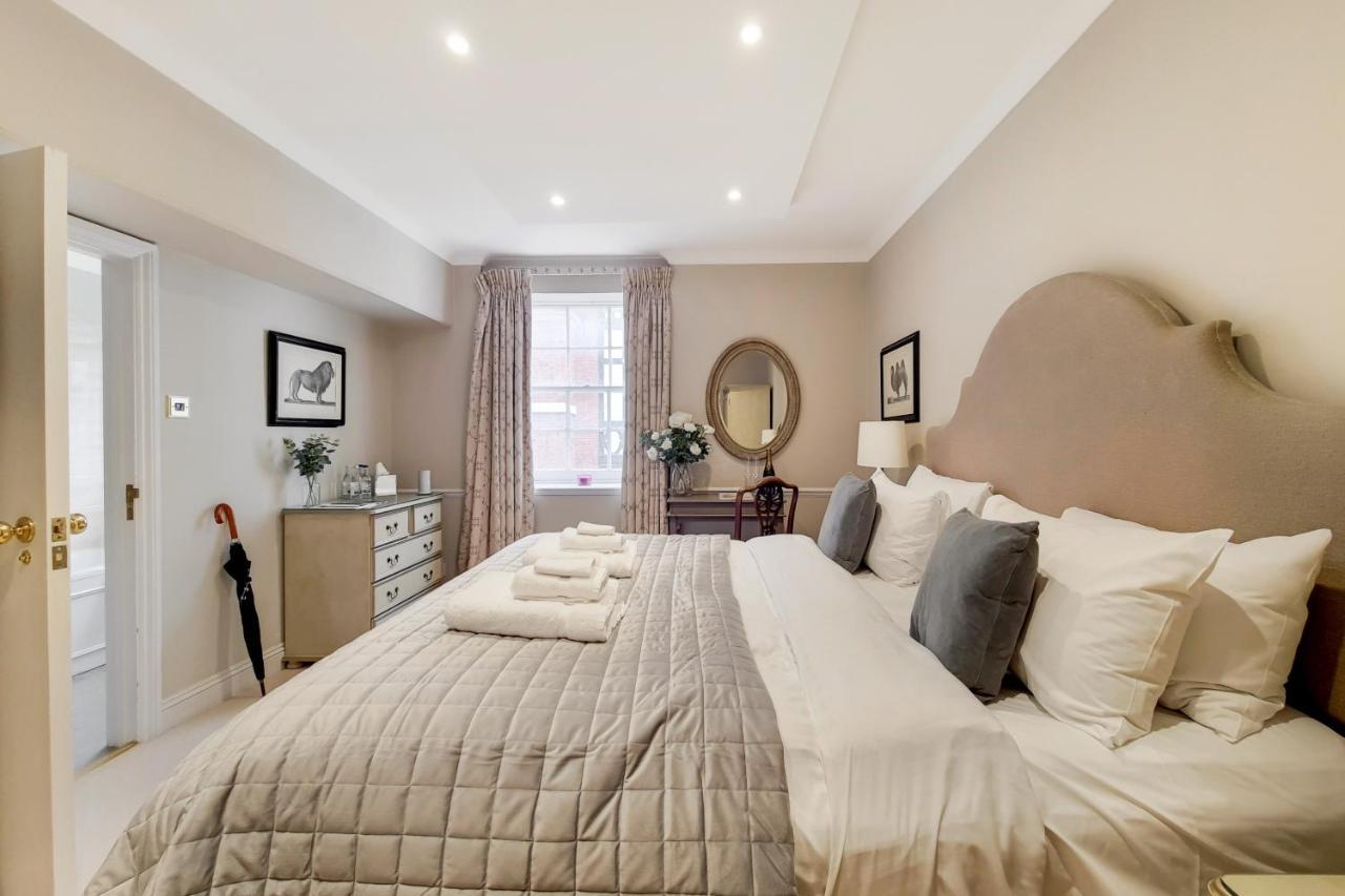 Hotel Knightsbridge Roof Garden 3*