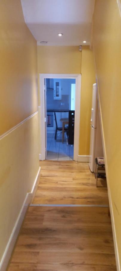 Boundary Road, 1 Bedroom & 2 Bedroom Flats Apartment *