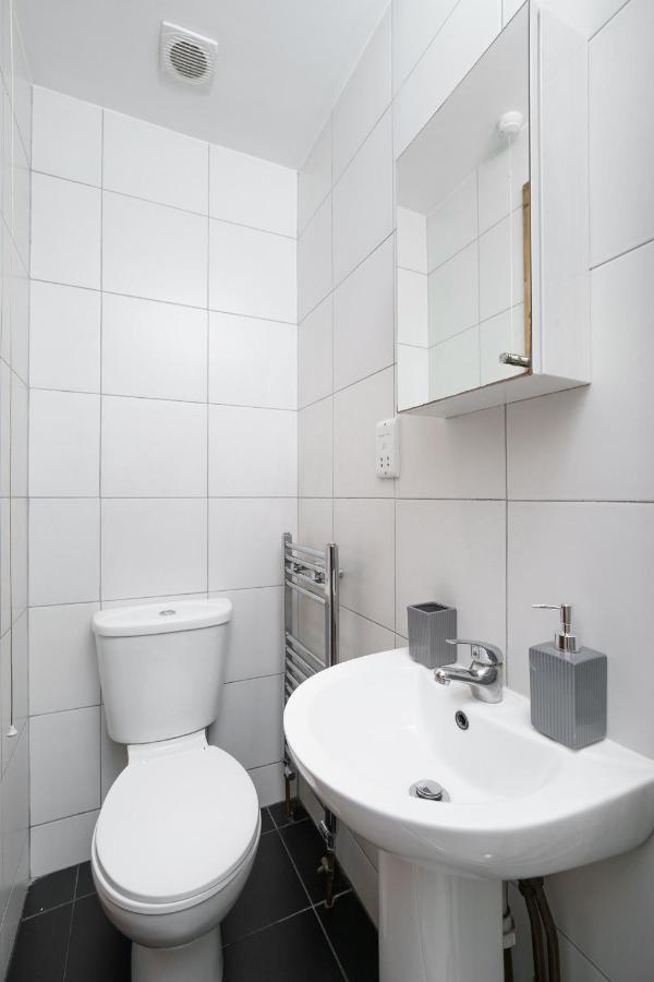 Flat In * Londres