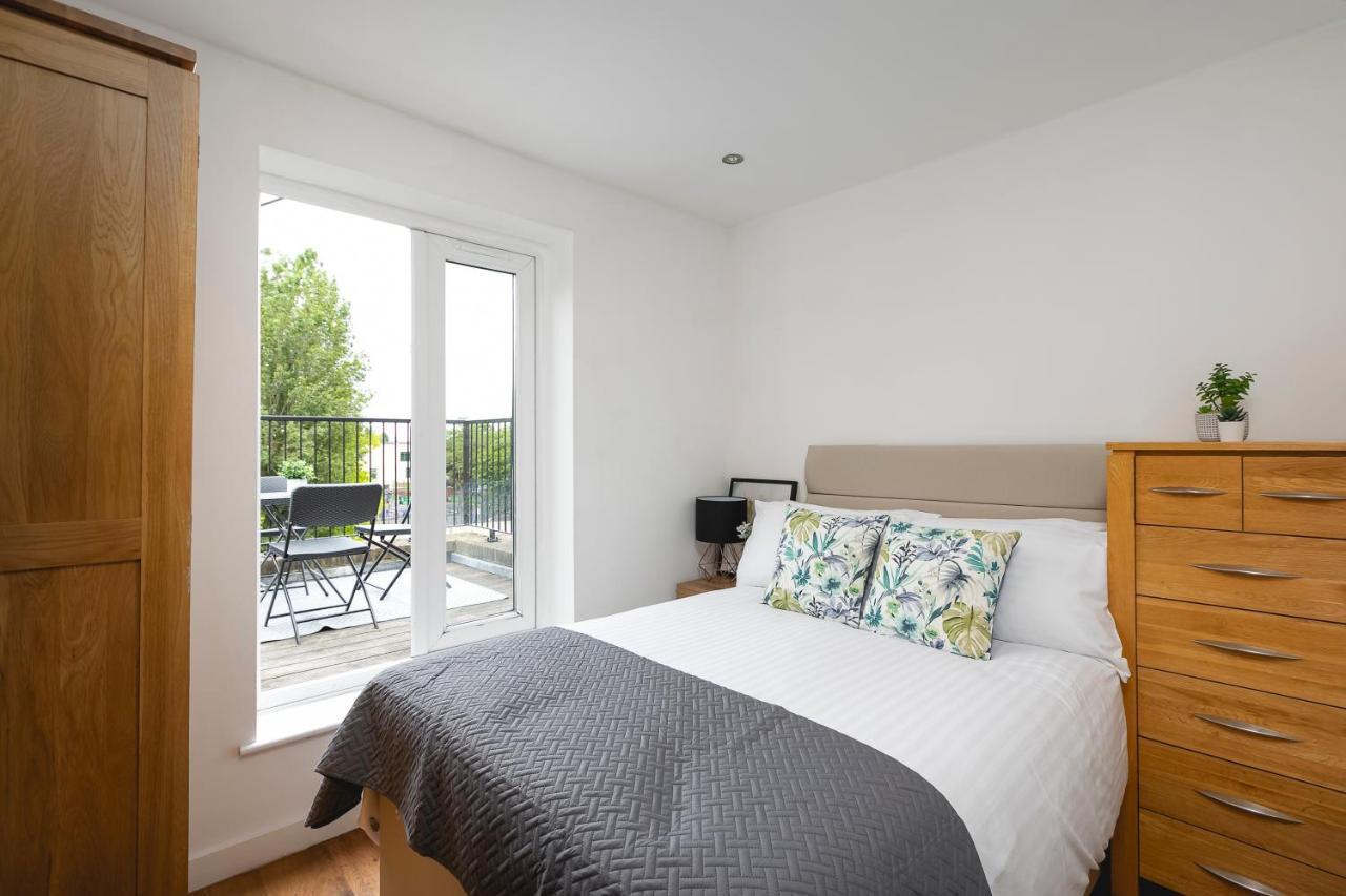 Skyvillion - Beautiful 3-bed Lägenhet London