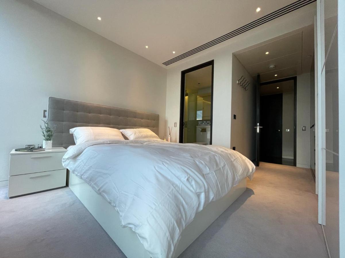 One Bedroom In Luxury On 30th Floor In Central With Breathtaking Skyline View Of Major Landmarks In Privat bolig *