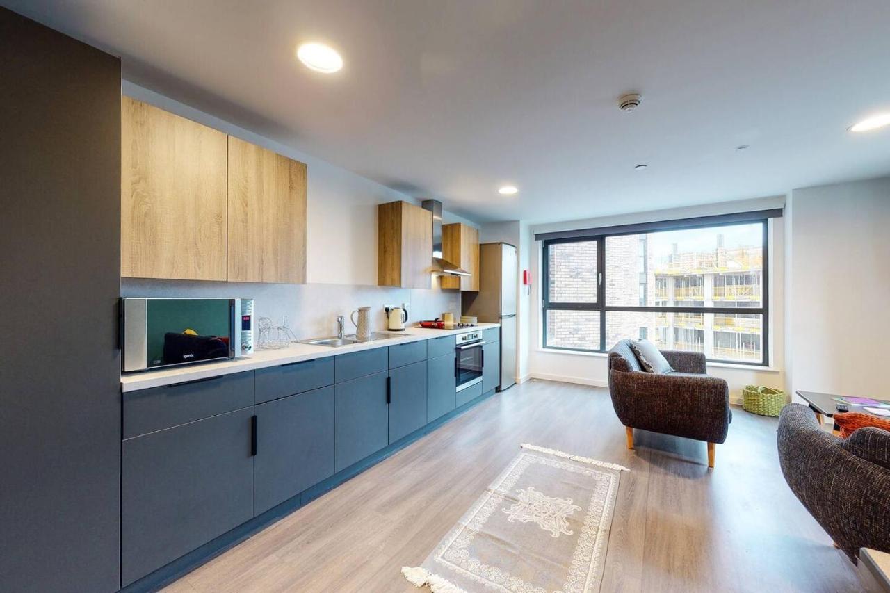 For Students Only Private Bedrooms With Shared Kitchen, And At Canvas Walthamstow In *