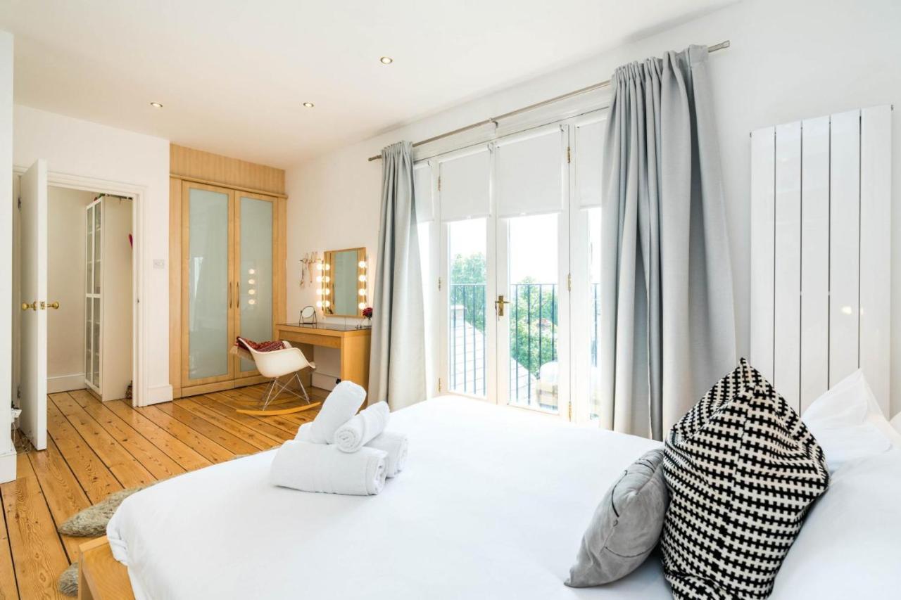 Beautiful 3bd Forest Hill South Feriehus *