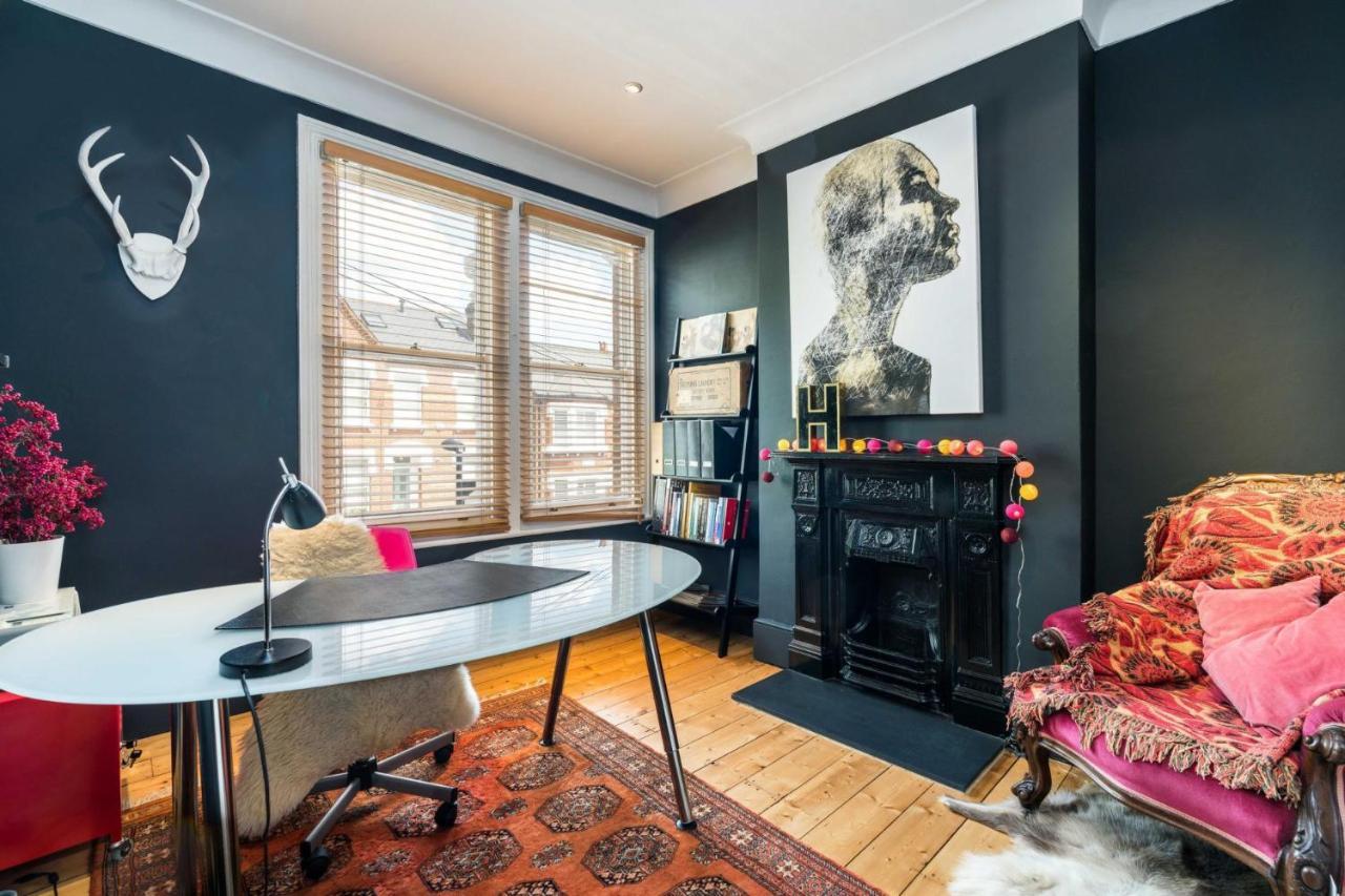 Beautiful 3bd Forest Hill South Feriehus