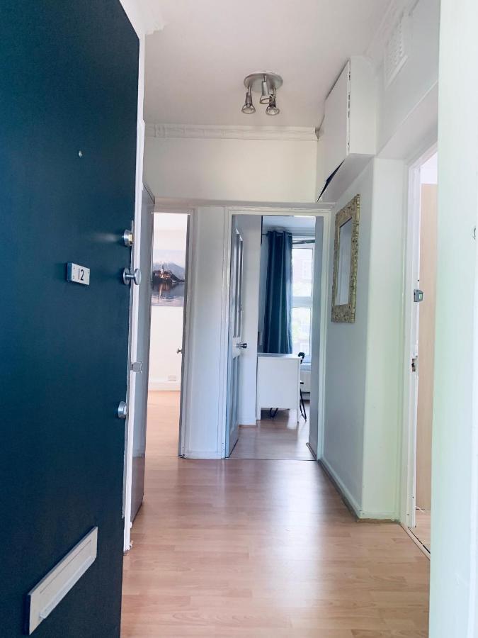 Stunning 3 Bedroom Flat In Stockwell Appartamento *