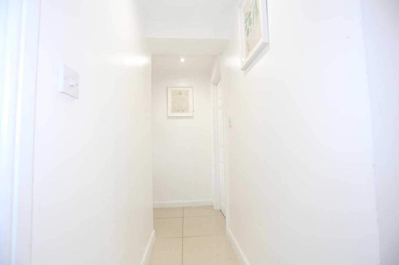 Classic Studio Lytham Up * London