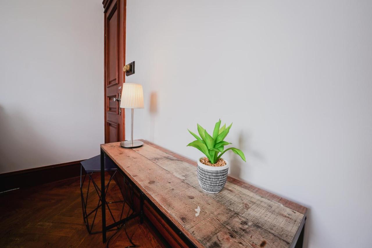 Classic Paddington 2-bedroom * Londra