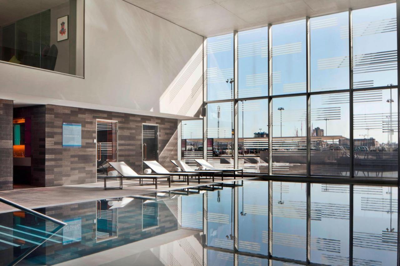 Hotel Aloft Excel 4*