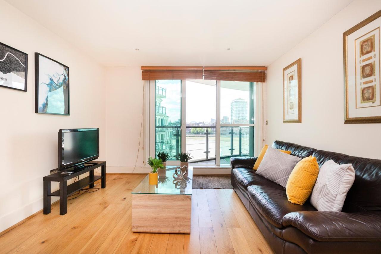 Apartment Beautiful River View Close To Eye London