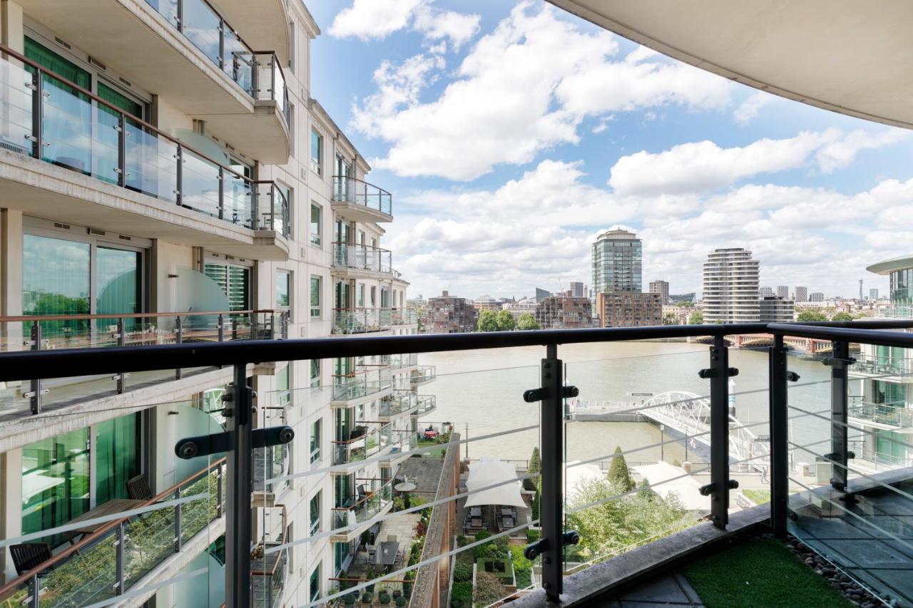 Beautiful River View Close To Eye * London