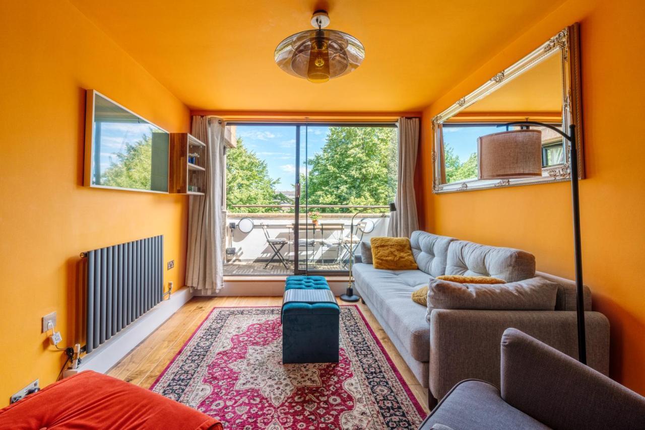 Altido 2-bed Flat W/ Thames View * Londen