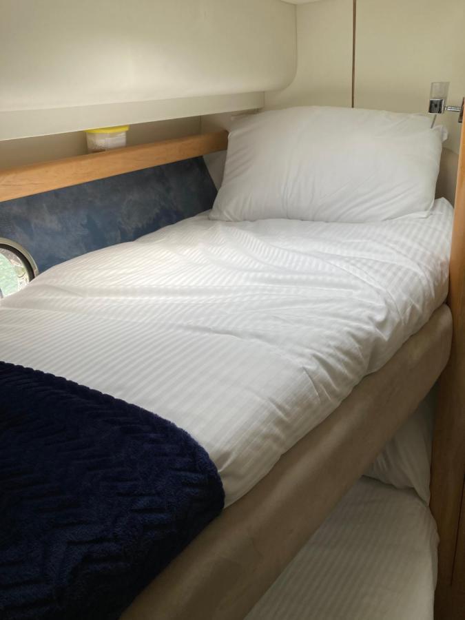Entire Boat At St Katherine Docks 2 Available Select Using Options