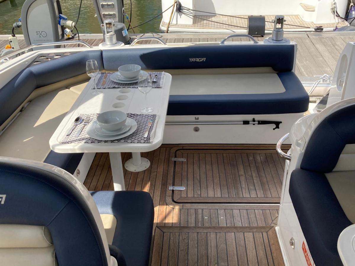 Entire Boat At St Katherine Docks 2 Available Select Using Options